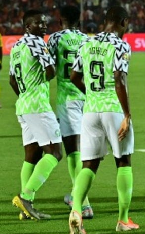 : Fans to Pay